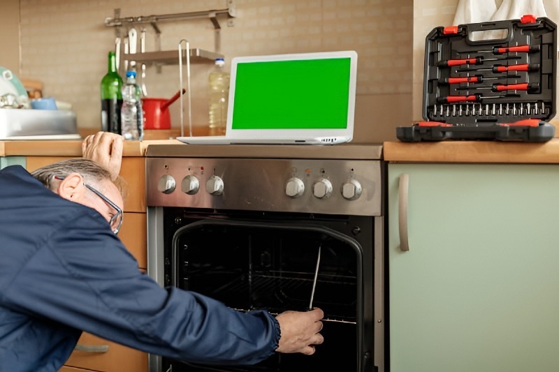 Oven & Stove repair in West Carson